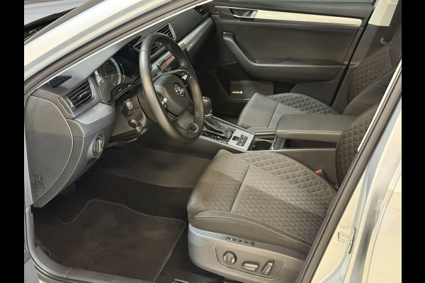Škoda Superb Combi 1.4 TSI iV Business Edition Plus | Panoramadak | Crystal Light | Apple Carplay