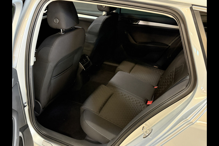 Škoda Superb Combi 1.4 TSI iV Business Edition Plus | Panoramadak | Crystal Light | Apple Carplay