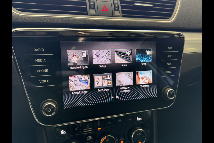 Škoda Superb Combi 1.4 TSI iV Business Edition Plus | Panoramadak | Crystal Light | Apple Carplay