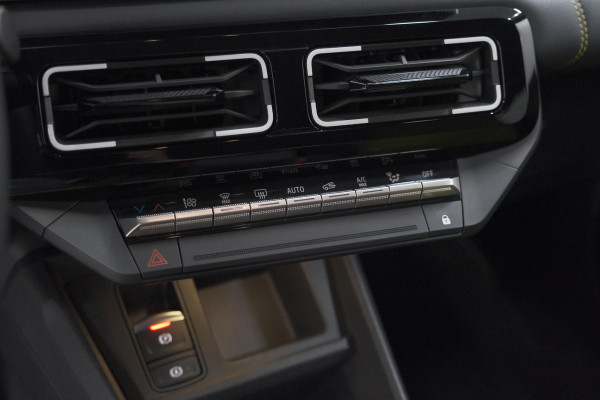 Renault 5 comfort range iconic cinq 52 kWh | 99,3% SOH | Adaptieve Cruise Control | Harman Kardon | V2L | Camera