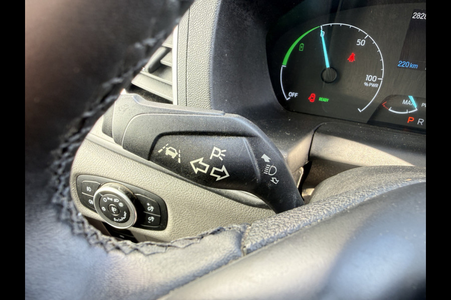 Ford E-Transit 68 kWh 184PK L2H2 316km WLTP 96,6% (SOH) Climate Control Cruise Control CarPlay Navigatie Parkeersensoren v+a