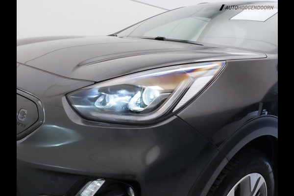 Kia e-Niro DynamicPlusLine 64 kWh (APPLE CARPLAY,PANORAMA-SCHUIFDAK,STOELVERWARMING,KEYLESS,ADAPTIVE CRUISE,CAMERA,TREKHAAK)