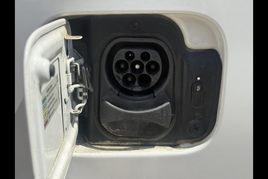 Volkswagen E-Caddy 37kWh 113PK L2H1 Elektrisch Caddy ABT Maxi 37,3kWh 159km WLTP Trekhaak Airco Stoelverwarming Parkeersensoren