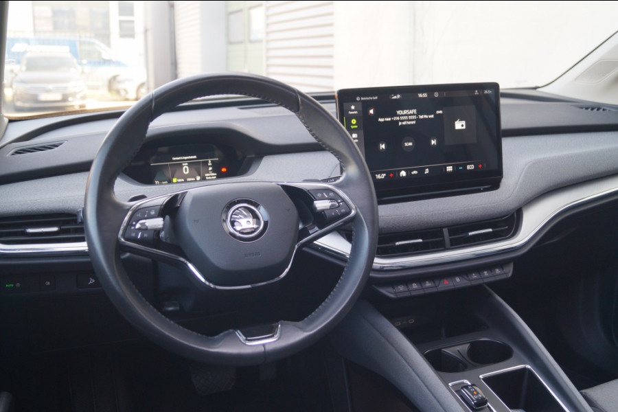 Škoda ENYAQ iV 80 204pk 77kWh -SOH91%-PANO-TREKHAAK-ECC-PDC-