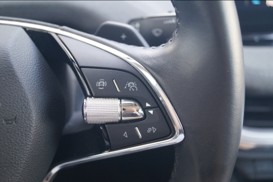 Škoda ENYAQ iV 80 204pk 77kWh -SOH91%-PANO-TREKHAAK-ECC-PDC-