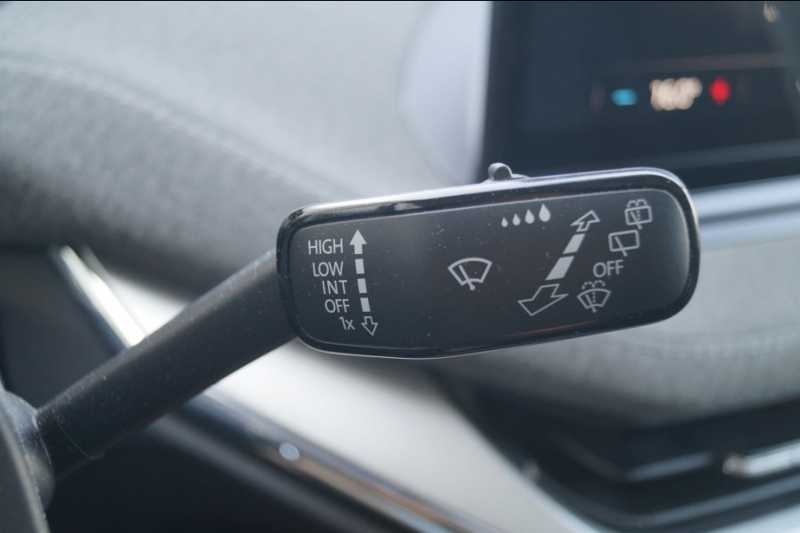 Škoda ENYAQ iV 80 204pk 77kWh -SOH91%-PANO-TREKHAAK-ECC-PDC-