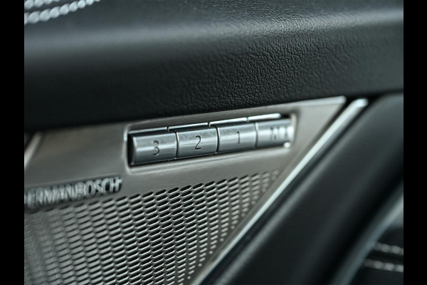 Jaguar F-Pace 2.0 P400e PHEV R-Dynamic SE | Panoramadak | 14-Wegs Memory Seats | HermanBosch Sound | Camera | Adaptieve Cruise | Stoelverwarming | Ambiente Verlichting | Stuur Verwarming |