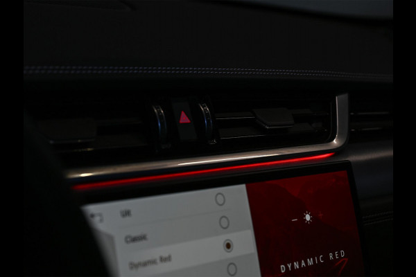 Jaguar F-Pace 2.0 P400e PHEV R-Dynamic SE | Panoramadak | 14-Wegs Memory Seats | HermanBosch Sound | Camera | Adaptieve Cruise | Stoelverwarming | Ambiente Verlichting | Stuur Verwarming |