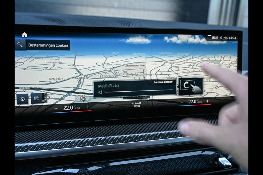BMW X7 xDrive40i High Executive 7P | Panoramadak | Alcantara Hemel | Harman/Kardon | Iconic Glow | Stoelventilatie + Massage | Actice Cruise | Ambiance Interieur | HUD | Luchtvering |