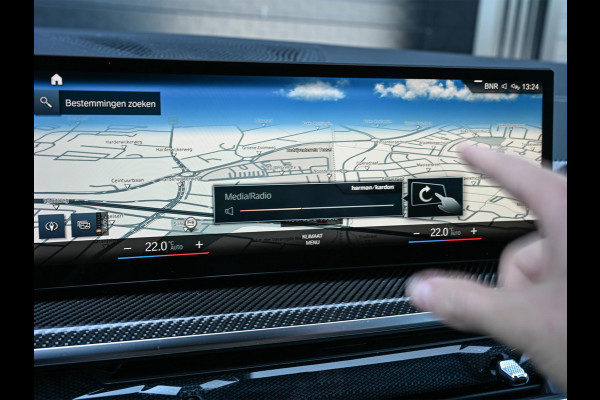 BMW X7 xDrive40i High Executive 7P | Panoramadak | Alcantara Hemel | Harman/Kardon | Iconic Glow | Stoelventilatie + Massage | Actice Cruise | Ambiance Interieur | HUD | Luchtvering |