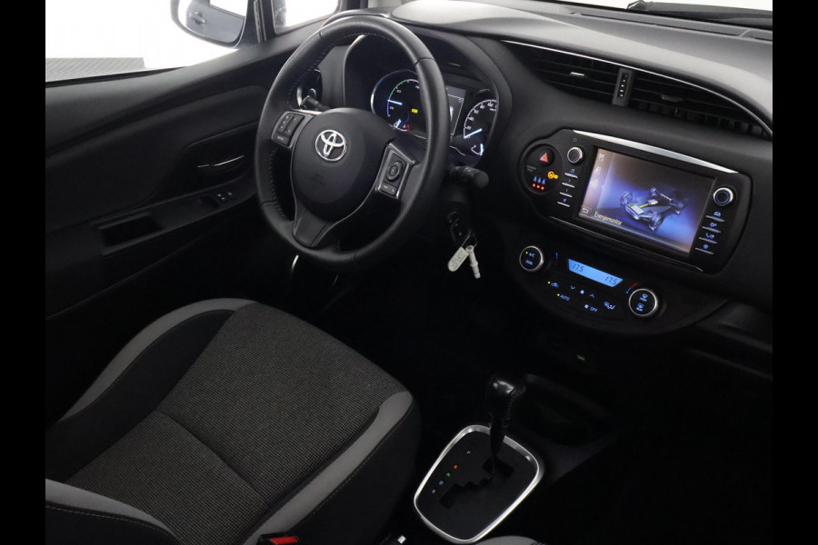 Toyota Yaris 1.5 Hybrid Y20 | Camera | Privacy Glass | Climate Control | Lichtmetalen velgen |