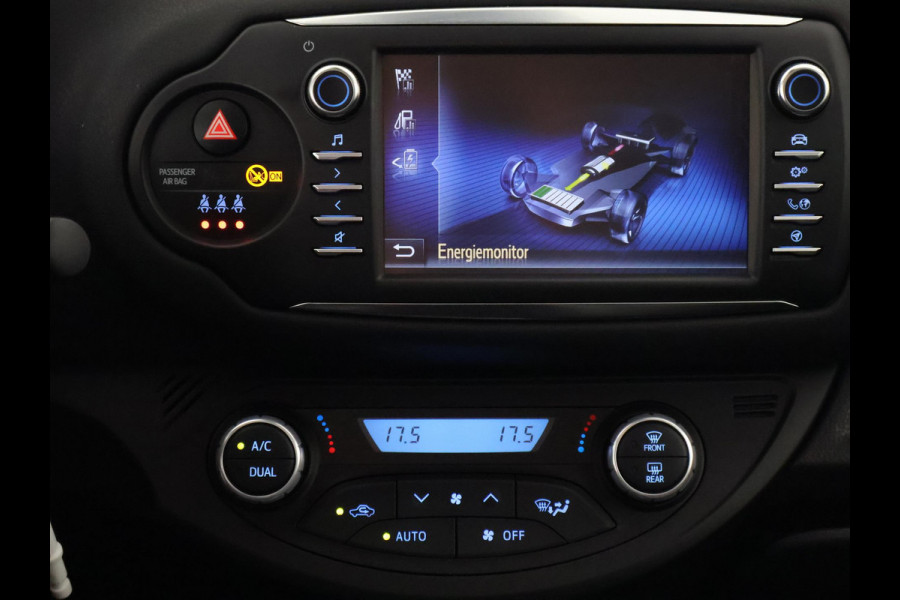 Toyota Yaris 1.5 Hybrid Y20 | Camera | Privacy Glass | Climate Control | Lichtmetalen velgen |