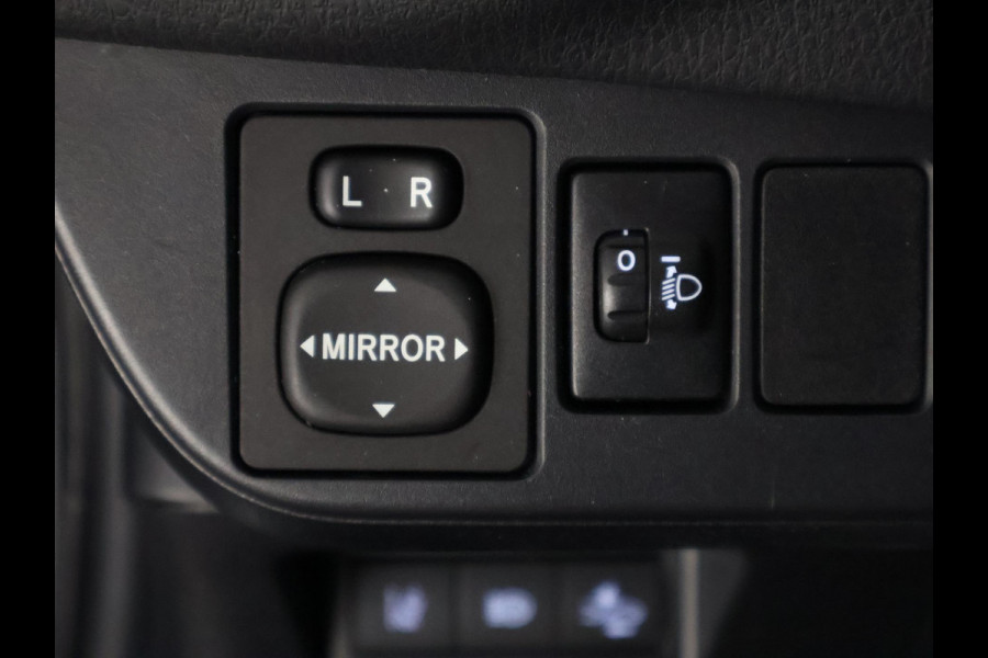 Toyota Yaris 1.5 Hybrid Y20 | Camera | Privacy Glass | Climate Control | Lichtmetalen velgen |