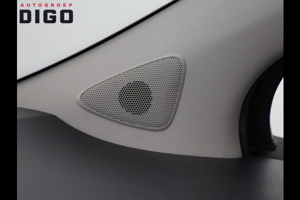 Toyota Yaris 1.5 Hybrid Y20 | Camera | Privacy Glass | Climate Control | Lichtmetalen velgen |