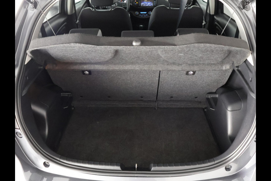 Toyota Yaris 1.5 Hybrid Y20 | Camera | Privacy Glass | Climate Control | Lichtmetalen velgen |