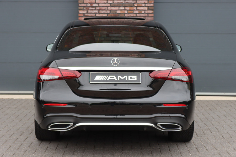 Mercedes-Benz E-Klasse 220 d AMG Line | Schuifdak | Dodehoekassistent | Camera | Augmented Reality | Sfeerverlichting | Stoelverwarming | High Perf. LED |