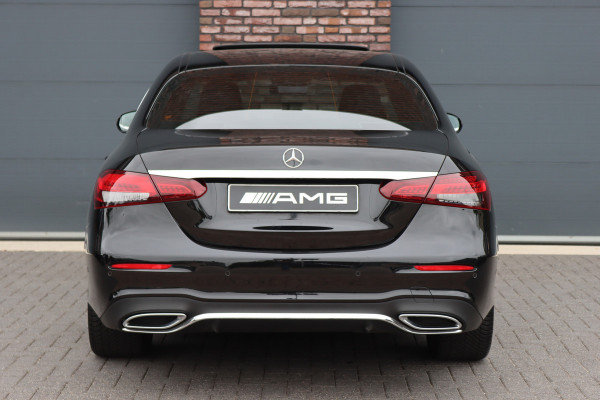 Mercedes-Benz E-Klasse 220 d AMG Line | Schuifdak | Dodehoekassistent | Camera | Augmented Reality | Sfeerverlichting | Stoelverwarming | High Perf. LED |