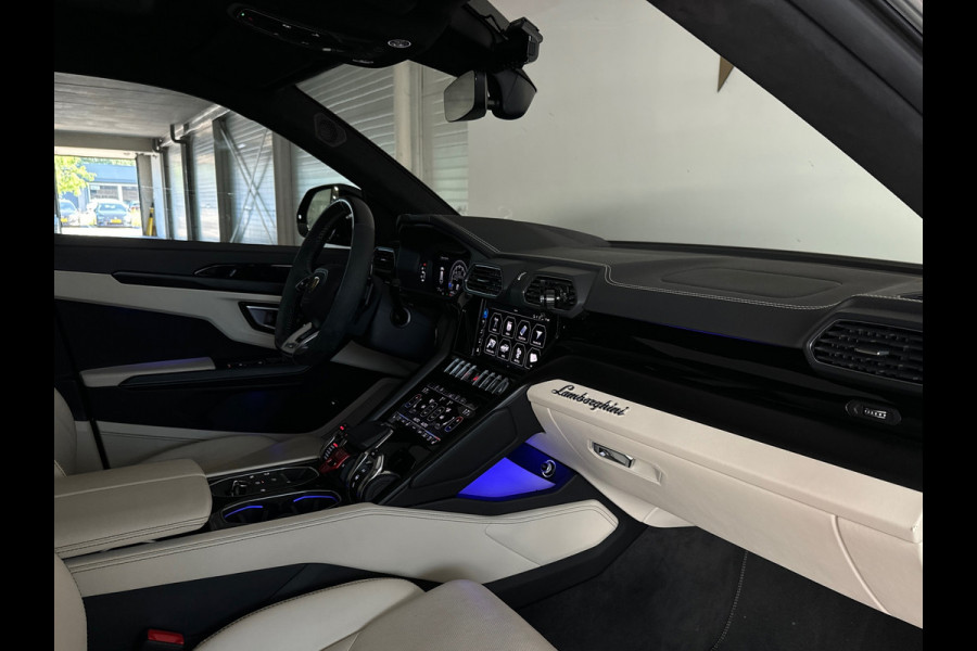 Lamborghini Urus 4.0 V8 Pano|HuD|B&O 3D|Massage|ADAS|Inc BTW