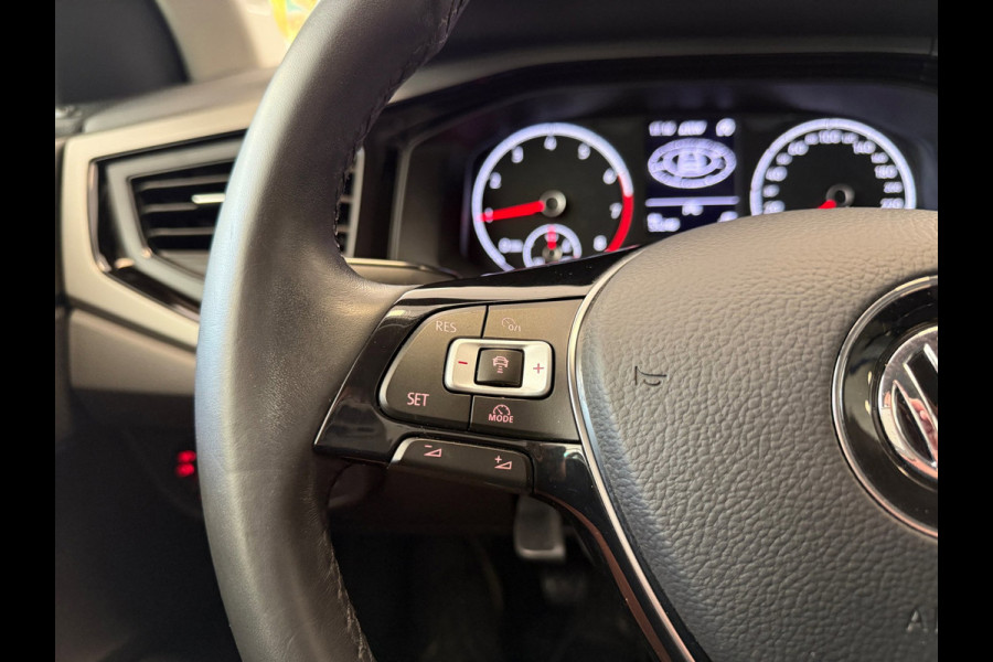 Volkswagen Polo 1.0 TSI Comfortline | Navi |
