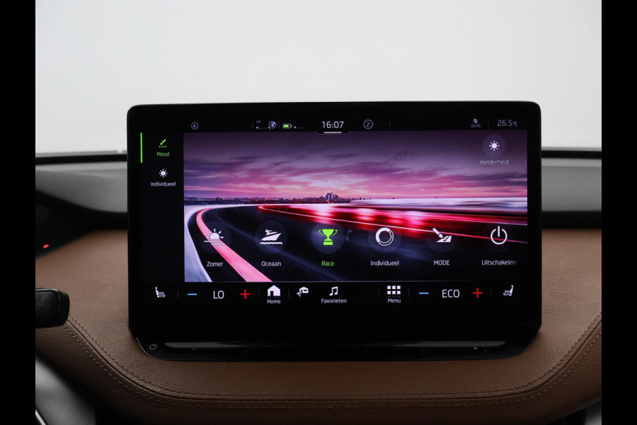 Škoda ENYAQ iV 80 + LEDER | PANORAMA | TREKHAAK | 21 INCH | ADAPTIVE CRUISE | CAMERA | STOELVERW. | MATRIX LED