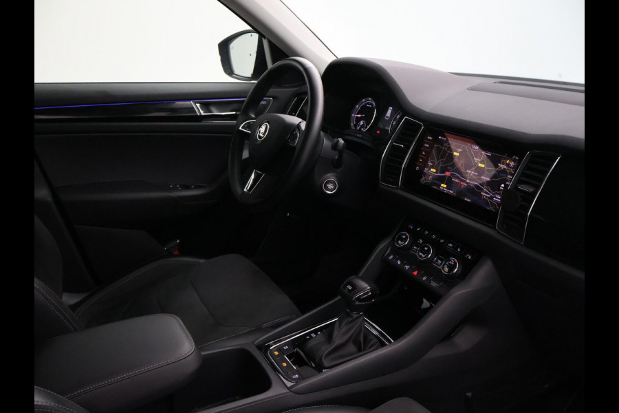Škoda Kodiaq 1.5 TSI DSG 7-PERS. + TREKHAAK | 360 CAMERA | ALL BLACK | PANORAMA | STOELVERW. V+A