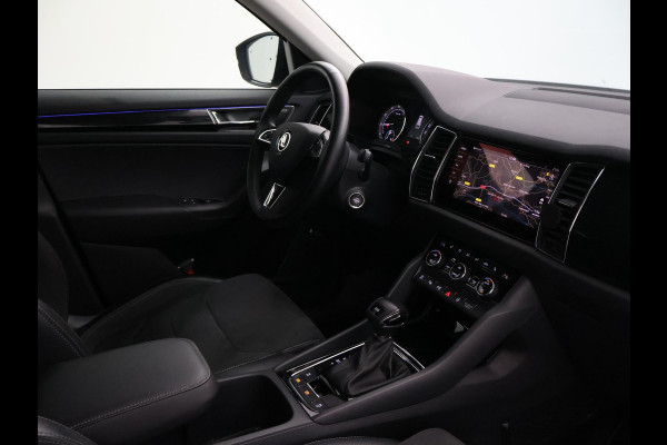 Škoda Kodiaq 1.5 TSI DSG 7-PERS. + TREKHAAK | 360 CAMERA | ALL BLACK | PANORAMA | STOELVERW. V+A