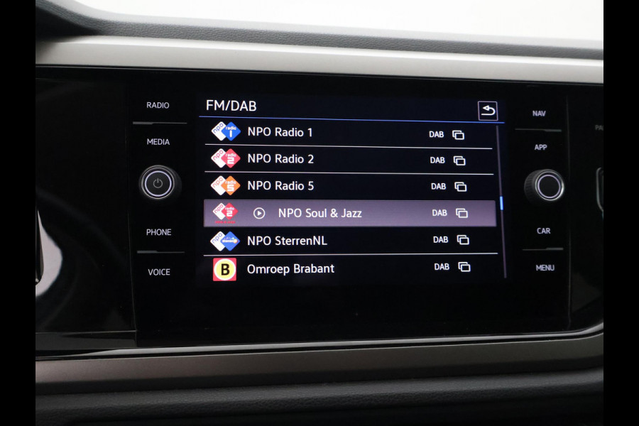 Volkswagen Polo 1.0 TSI R-LINE EDITION + APPLE CARPLAY | ANDROID | ADAPTIVE CRUISE CONTROL | DAB | PRIVACY GLASS