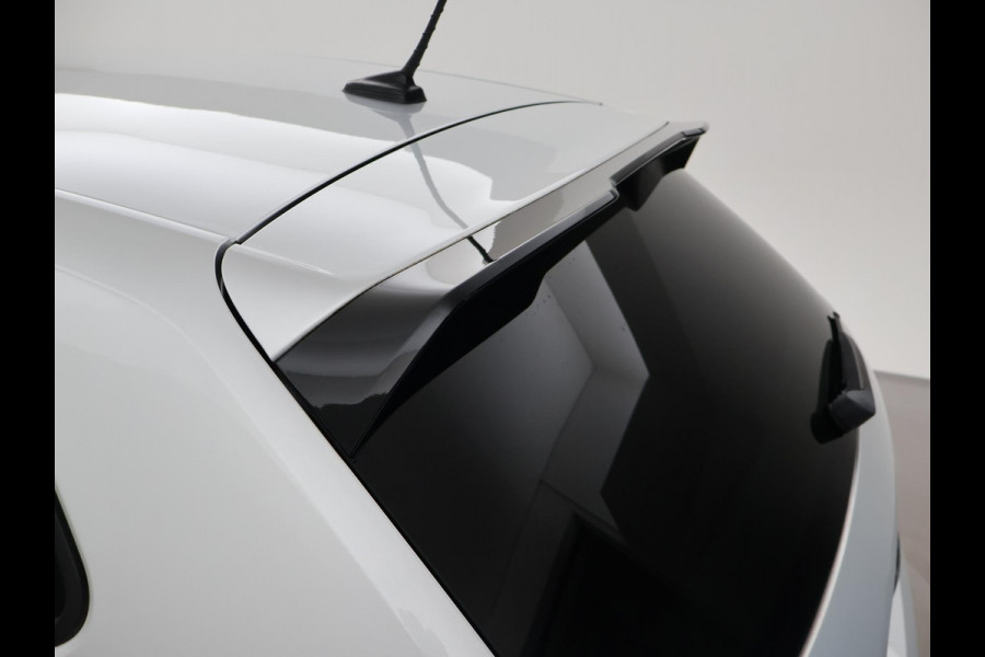 Volkswagen Polo 1.0 TSI R-LINE EDITION + APPLE CARPLAY | ANDROID | ADAPTIVE CRUISE CONTROL | DAB | PRIVACY GLASS