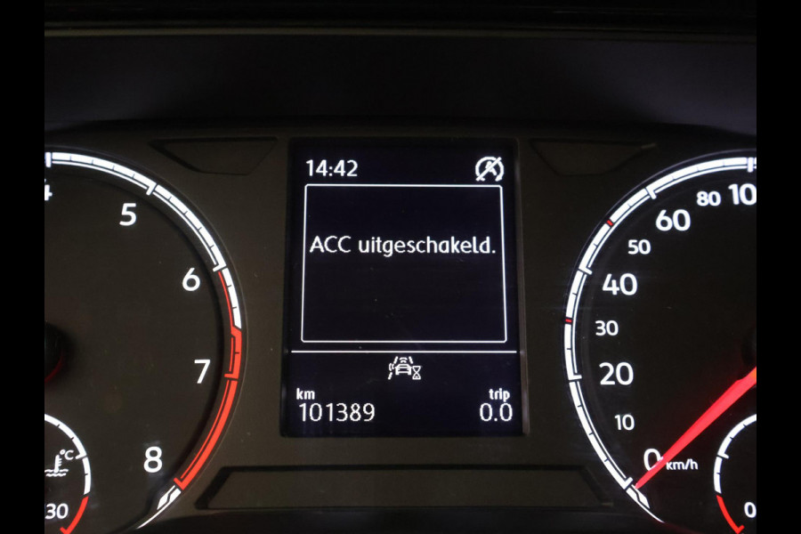 Volkswagen Polo 1.0 TSI R-LINE EDITION + APPLE CARPLAY | ANDROID | ADAPTIVE CRUISE CONTROL | DAB | PRIVACY GLASS