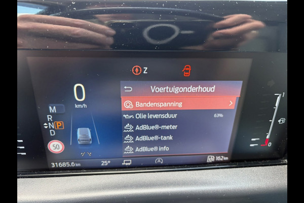 Ford Transit Custom 300 2.0 TDCI 170pk L1H1 Limited Aut. | Leder | Navi | BLIS | ACC | Trekhaak | 18 inch | CarPlay | Stoelverwarm