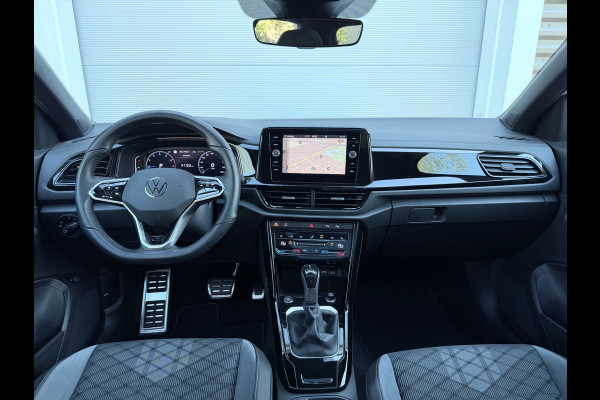 Volkswagen T-Roc 1.5 TSI 3xR-Line Pano/IQ.Light/Keyless/Camera