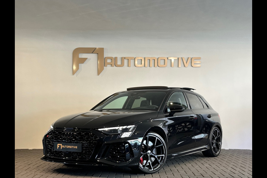 Audi RS3 Sportback 2.5 TFSI quattro Pano|HuD|Memory|Massage
