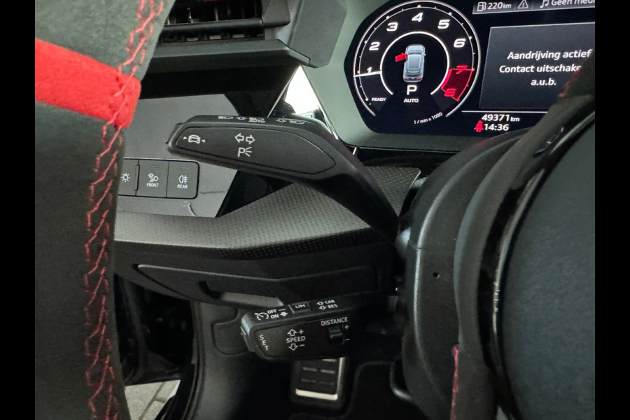 Audi RS3 Sportback 2.5 TFSI quattro Pano|HuD|Memory|Massage