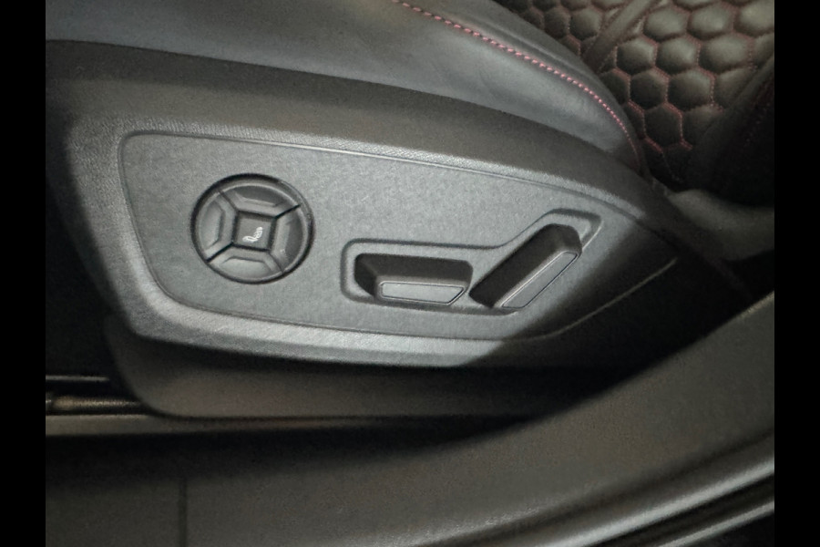 Audi RS3 Sportback 2.5 TFSI quattro Pano|HuD|Memory|Massage
