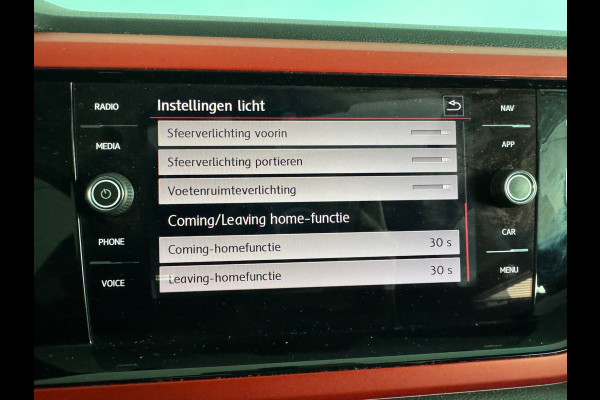 Volkswagen Polo 2.0 TSI GTI Pano|CarPlay|Beats|Stoelverwarming