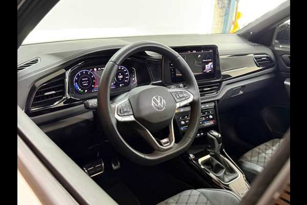 Volkswagen T-Roc 1.5 TSI R-Line Black Style | Panorama|IQ.Light|ACC|Discover Pro|Beats | Trekhaak | Camera | Trekhaak