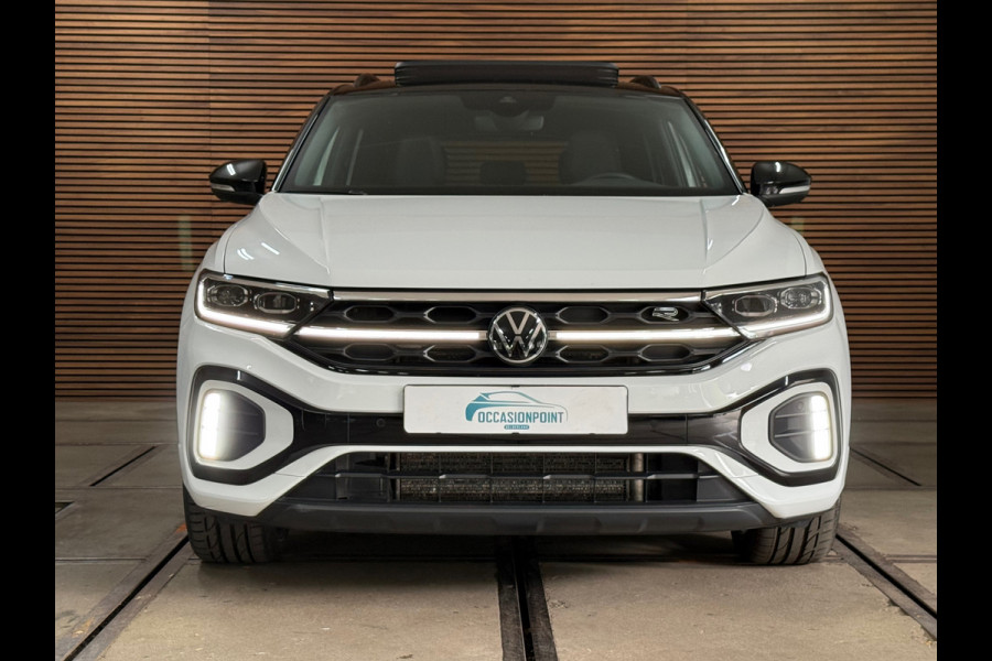 Volkswagen T-Roc 1.5 TSI R-Line Black Style | Panorama|IQ.Light|ACC|Discover Pro|Beats | Trekhaak | Camera | Trekhaak