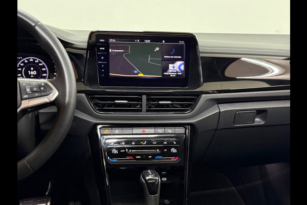 Volkswagen T-Roc 1.5 TSI R-Line Black Style | Panorama|IQ.Light|ACC|Discover Pro|Beats | Trekhaak | Camera | Trekhaak