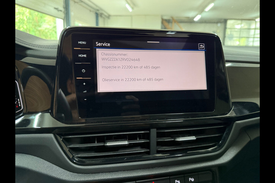 Volkswagen T-Roc 1.5 TSI R-Line Black Style | Panorama|IQ.Light|ACC|Discover Pro|Beats | Trekhaak | Camera | Trekhaak