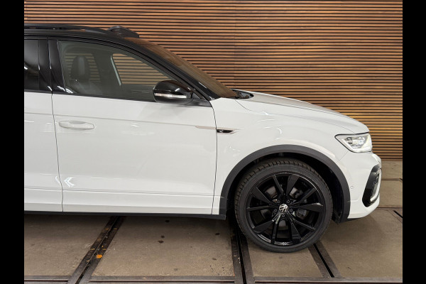 Volkswagen T-Roc 1.5 TSI R-Line Black Style | Panorama|IQ.Light|ACC|Discover Pro|Beats | Trekhaak | Camera | Trekhaak