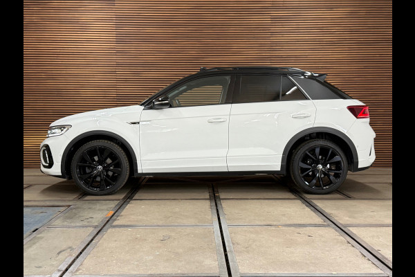 Volkswagen T-Roc 1.5 TSI R-Line Black Style | Panorama|IQ.Light|ACC|Discover Pro|Beats | Trekhaak | Camera | Trekhaak