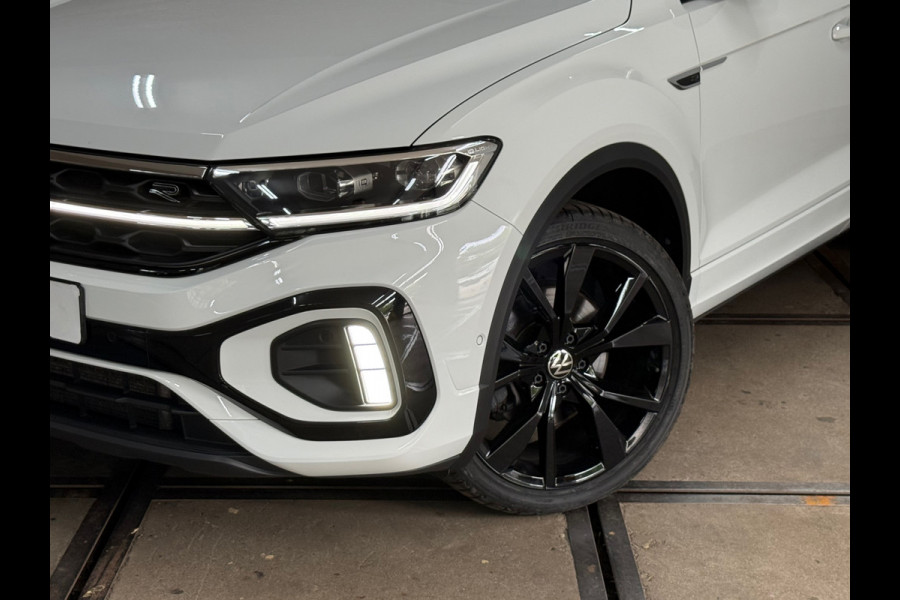 Volkswagen T-Roc 1.5 TSI R-Line Black Style | Panorama|IQ.Light|ACC|Discover Pro|Beats | Trekhaak | Camera | Trekhaak