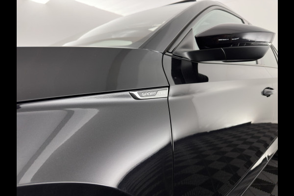 Škoda Superb Combi 1.4 TSI iV Sportline Business (Plug-in) (INCL.BTW) Aut. *PANO | LEATHER-MICROFIBRE | FULL-LED | DIGI-COCKPIT | HEATED-SPORTSEATS | KEYLESS | DAB+ | NAVI-FULLMAP | PRIVACYGLASS | SHIFT-PADDLES | AMBIENT-LIGHT | ECC | PDC | CRUSIE |