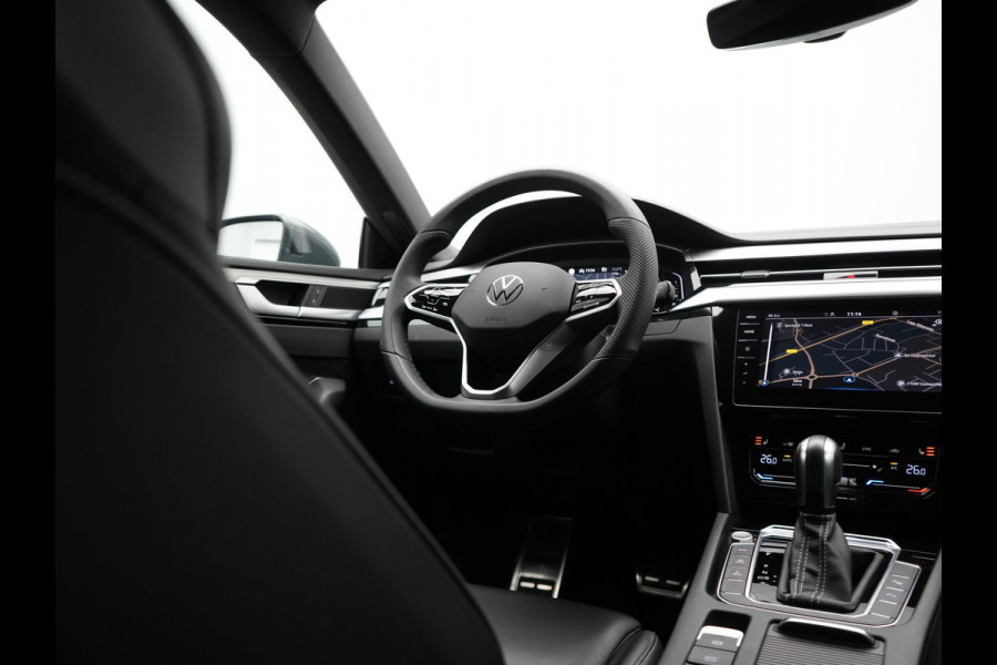 Volkswagen Arteon 1.4 TSI eHybrid R-Line Plug In Hybrid 218pk Dealer O.H. PHEV | Lederen Sportstoelen Memory & Massage | Adaptive Cruise | Camera | Matrix LED | Apple Carplay | Voorstoelen Verwarmd | Blis | Virtual | Navigatie | DAB |