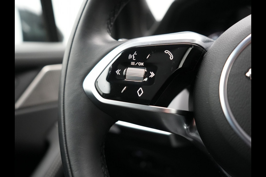 Jaguar I-PACE EV400 R-Dynamic 90kWh HSE FACELIFT MODEL INCL BTW | Luchtvering | Panodak | Adaptive Cruise | Lederen Schaalstoelen Memory & Ventilatie | Alcantara Hemel |  22"L.M | Head Up | Meridian Sound | Keyless | Apple Carplay |
