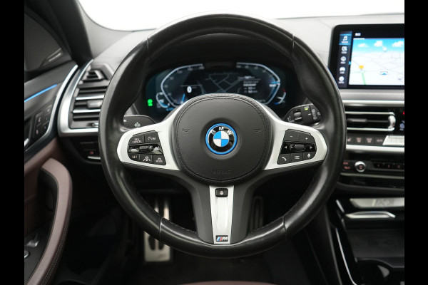 BMW iX3 M Sport High Executive 80 kWh 286pk Dealer O.H | Trekhaak Af Fabriek | Panodak | Laser LED | Head Up | Adaptive Cruise | 360 Camera | Lederen Sportstoelen Memory & Verwarmd | Harman / Kardon | Pilot Assist | Keyless | Blis | Apple Carplay | Navigatie | Virtual | DAB |