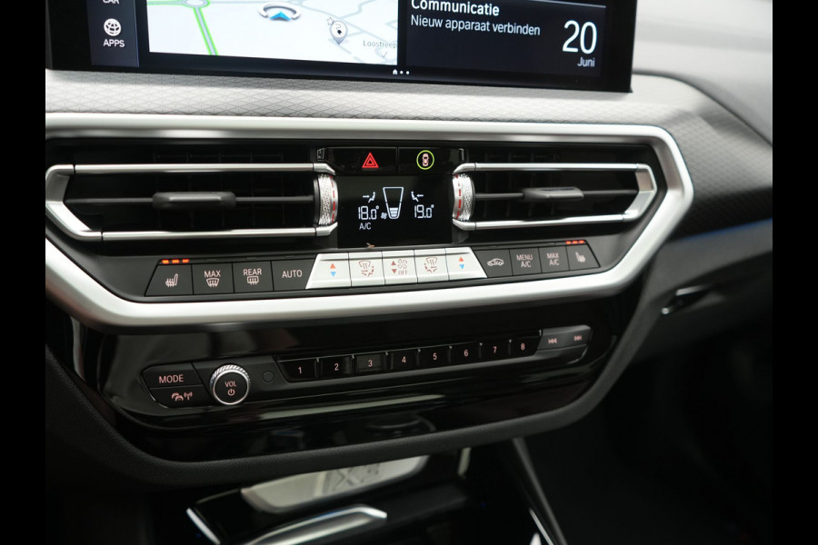 BMW iX3 M Sport High Executive 80 kWh 286pk Dealer O.H | Trekhaak Af Fabriek | Panodak | Laser LED | Head Up | Adaptive Cruise | 360 Camera | Lederen Sportstoelen Memory & Verwarmd | Harman / Kardon | Pilot Assist | Keyless | Blis | Apple Carplay | Navigatie | Virtual | DAB |