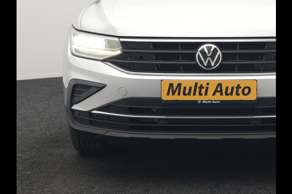 Volkswagen Tiguan 1.4 TSI eHybrid Life PHEV 245pk | Trekhaak Af Fabriek | Adaptive Cruise | Stoelen & Stuur Verwarmd | Navigatie | Virtual Cockpit | DAB | Plug In Hybrid |