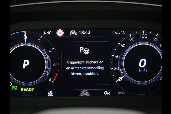 Volkswagen Tiguan 1.4 TSI eHybrid Life PHEV 245pk | Trekhaak Af Fabriek | Adaptive Cruise | Stoelen & Stuur Verwarmd | Navigatie | Virtual Cockpit | DAB | Plug In Hybrid |