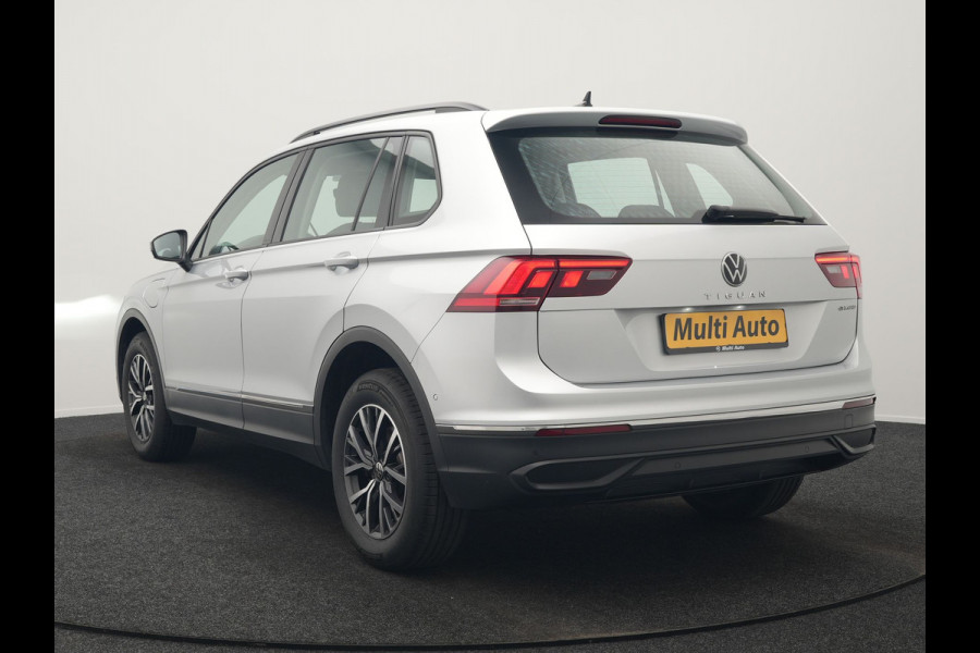 Volkswagen Tiguan 1.4 TSI eHybrid Life PHEV 245pk | Trekhaak Af Fabriek | Adaptive Cruise | Stoelen & Stuur Verwarmd | Navigatie | Virtual Cockpit | DAB | Plug In Hybrid |